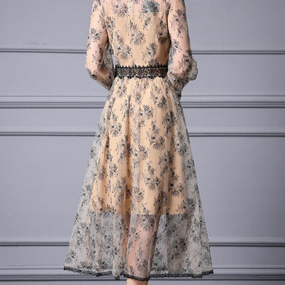 Sier lace dress